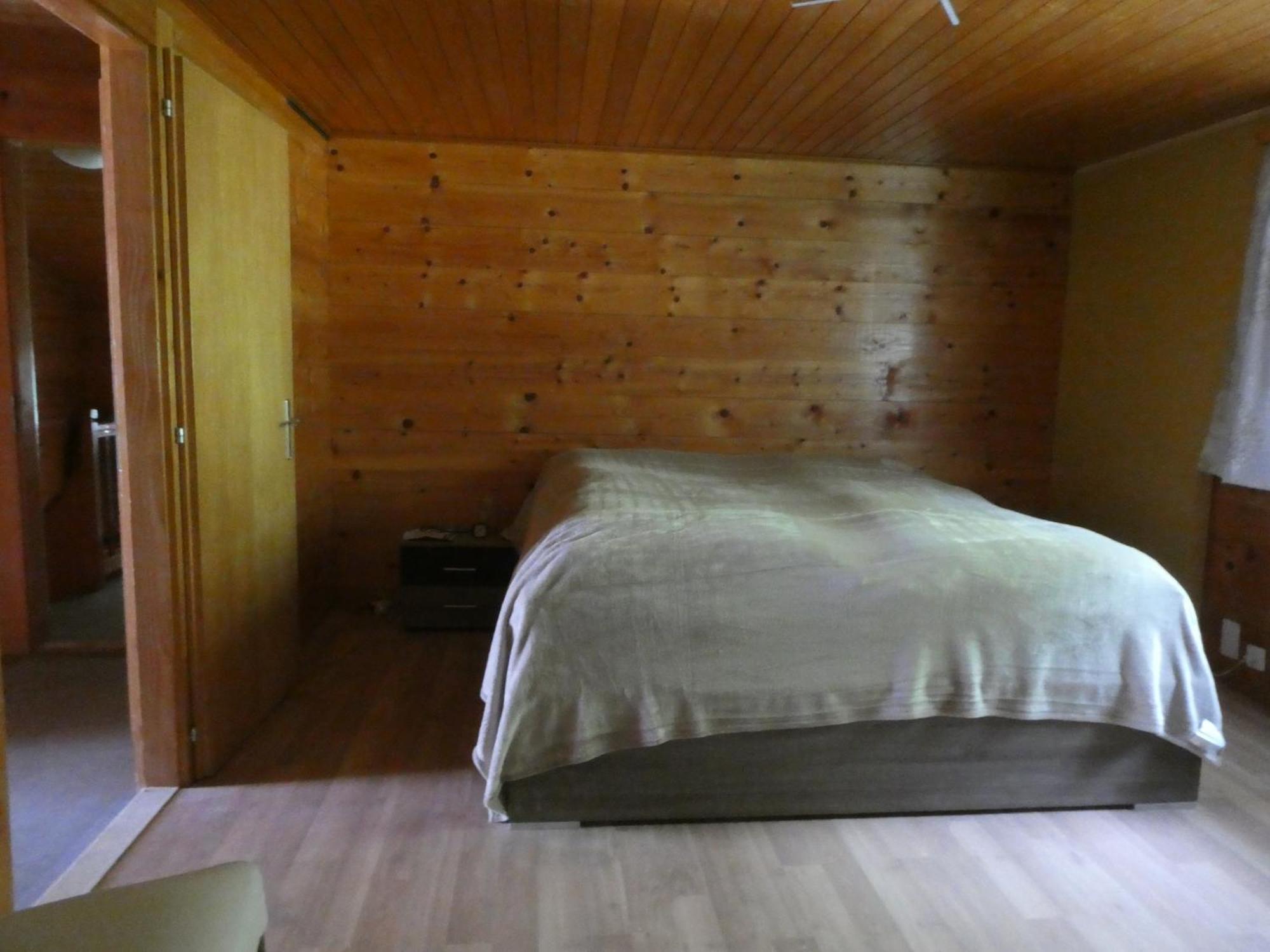 Appartement Haus Zur Erholung à Stalden Extérieur photo